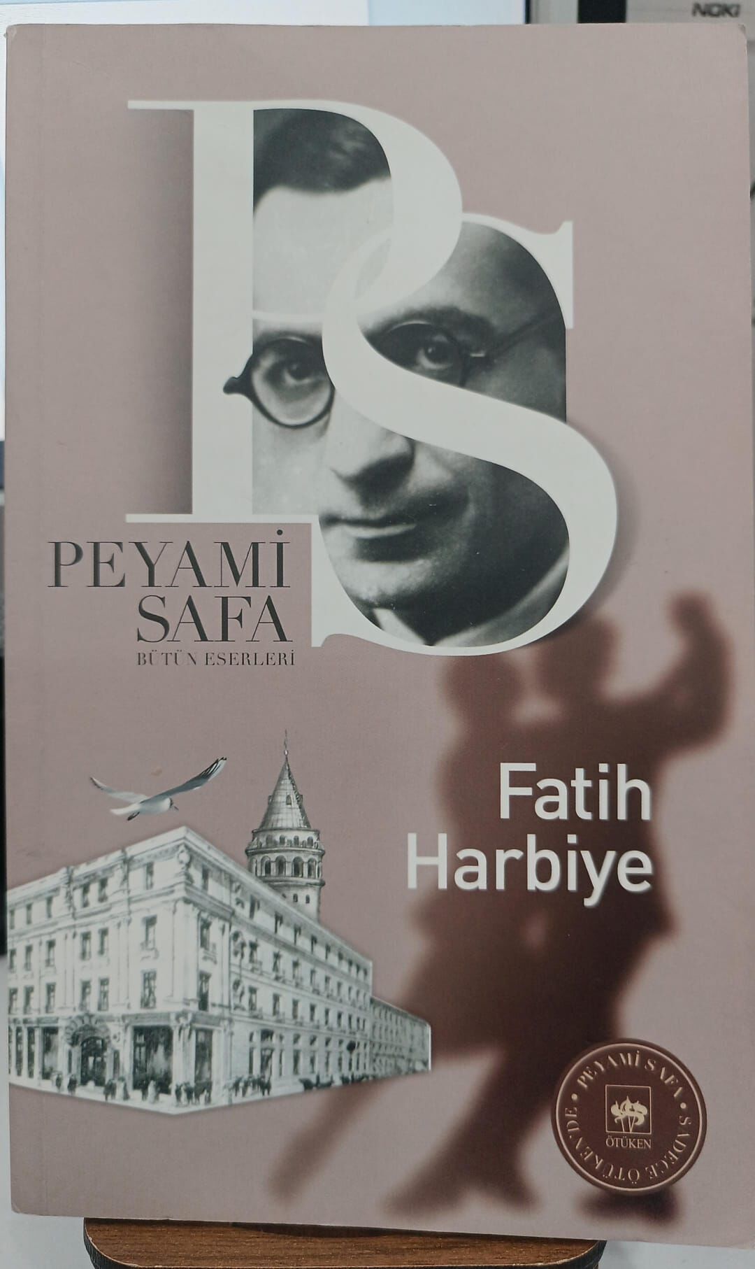 Fatih Harbiye - Peyami Safa