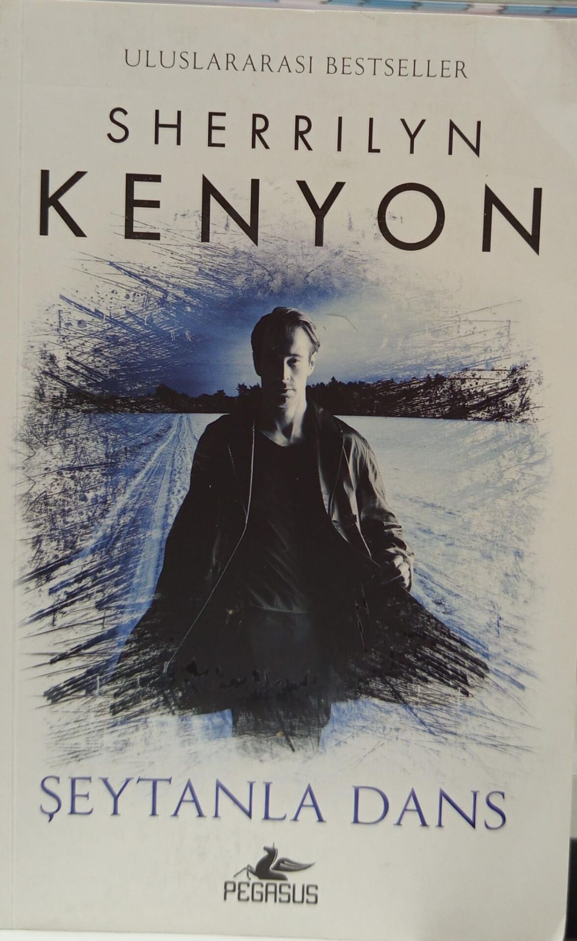 Şeytanla Dans - Sherrilyn Kenyon