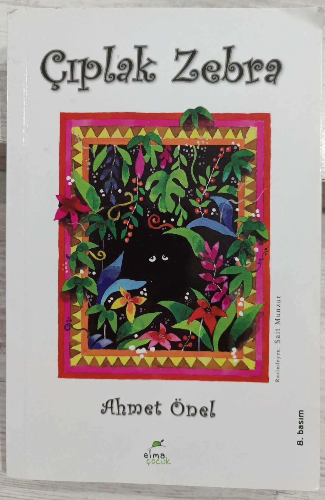 Çıplak Zebra - Ahmet Önal